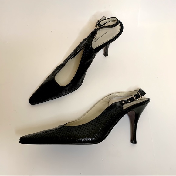 Banana Republic Shoes - Banana Republic Pointed Toe Slingback Pumps